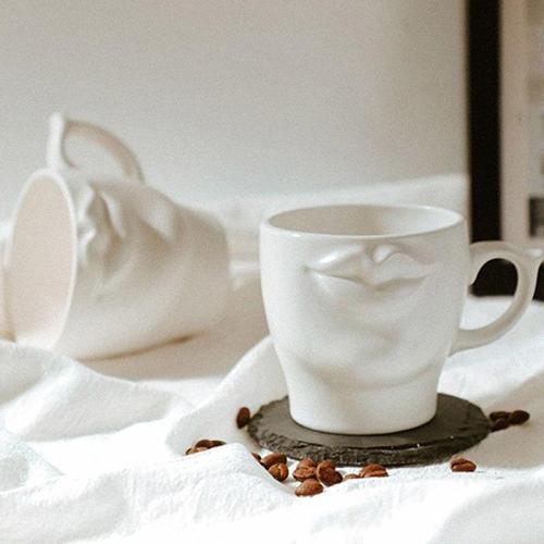 Lips White Ceramic Cup by Veasoon
