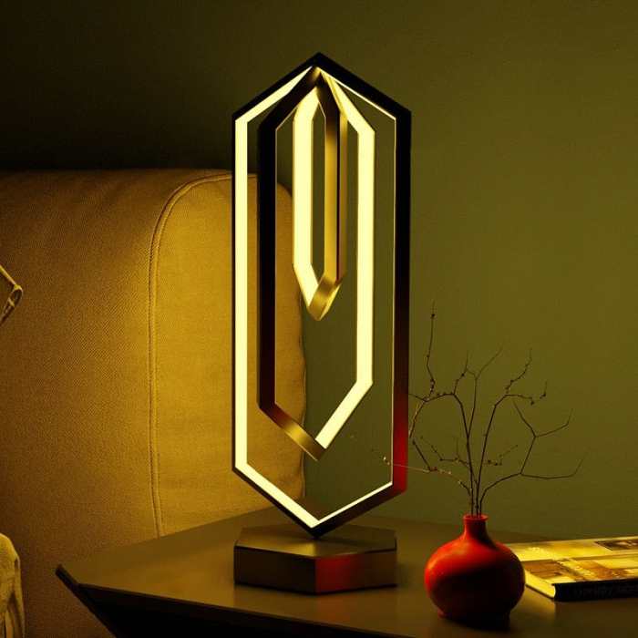 Polygon LED Table Lamp by Veasoon