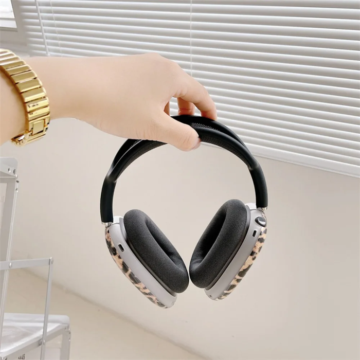 Leopard Print Headphone Covers (2 Designs) by Veasoon