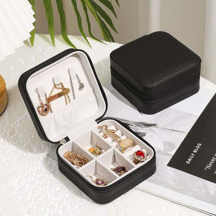 (Buy 2 Free Shipping & Extra $10 OFF)   Portable Anti-oxidation Jewelry Storage Box