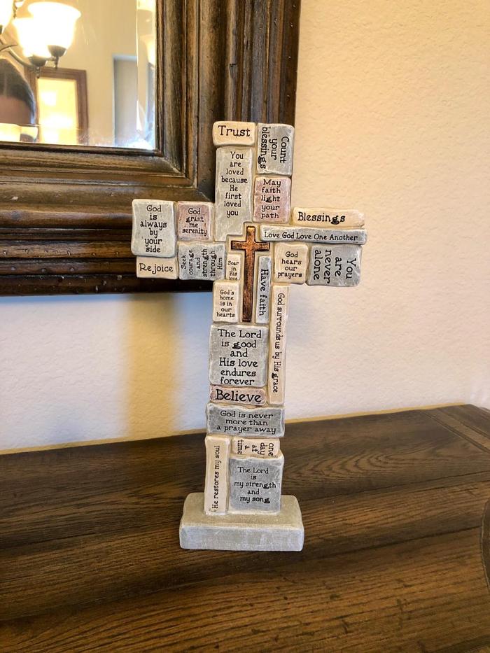 (HOT SALE NOW 49% OFF) - Roman Christian Words and Sayings Table Cross