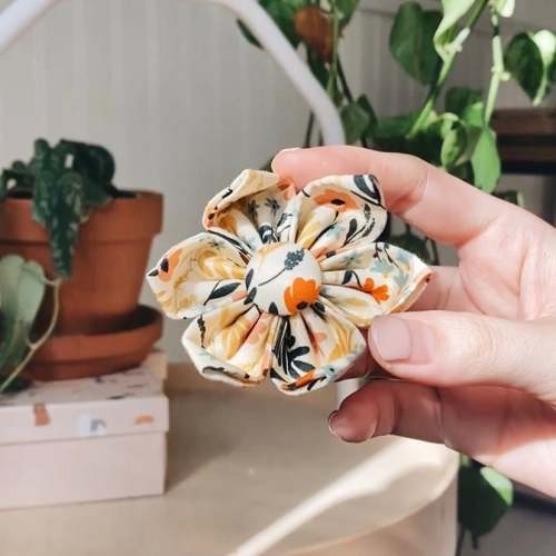 Yellow Floral Flower Collar