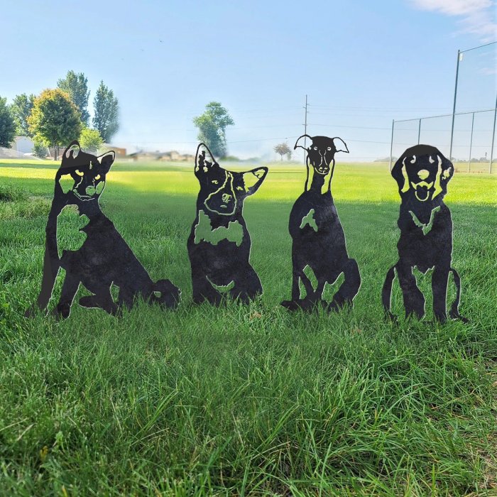 Akita Metal Silhouette