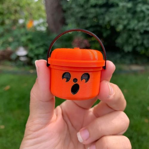 Early Halloween SaleMini Halloween Nostalgia Bucket