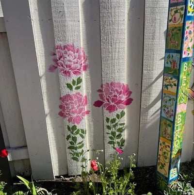 DIY decoration---Garden Fence Large Flower Stencils