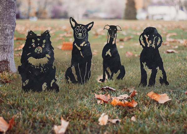 Spitz Metal Silhouette