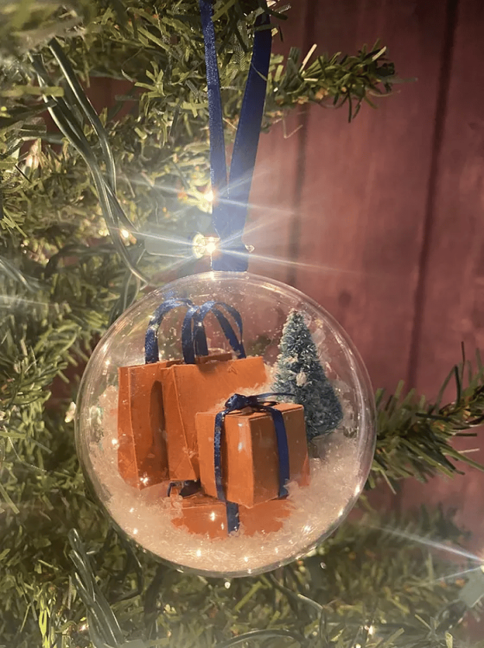 LAST DAY 56% OFF -FUNNY CHRISTMAS GIFT ORNAMENT