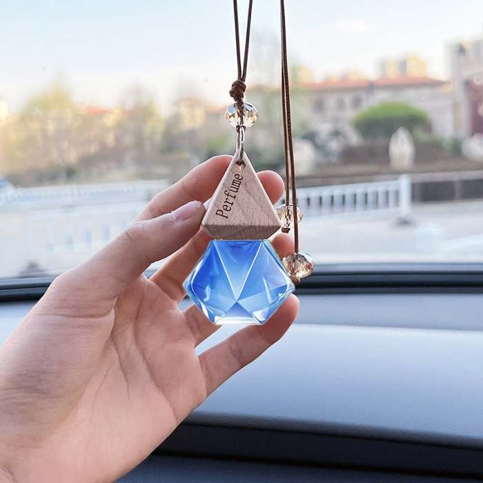 Car perfume glass crystal decoration pendant