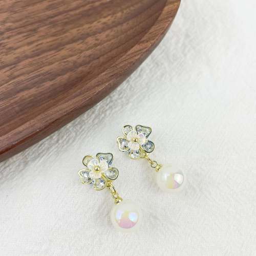 Pearl Blossom Earrings