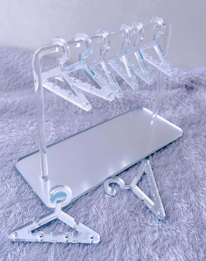 Mini Earring Stand