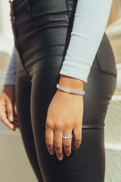 LAST DAY 49% OFF - Sparkling Moissanite Bracelet