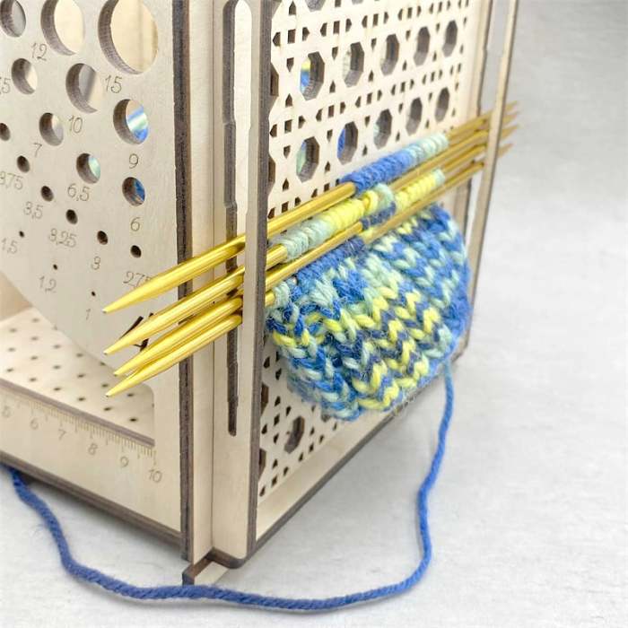 All-in-one Wooden Yarn Bowl