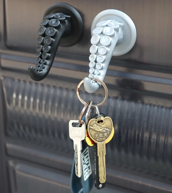 Octopus Claw Magnetic Bracket/Hook Up