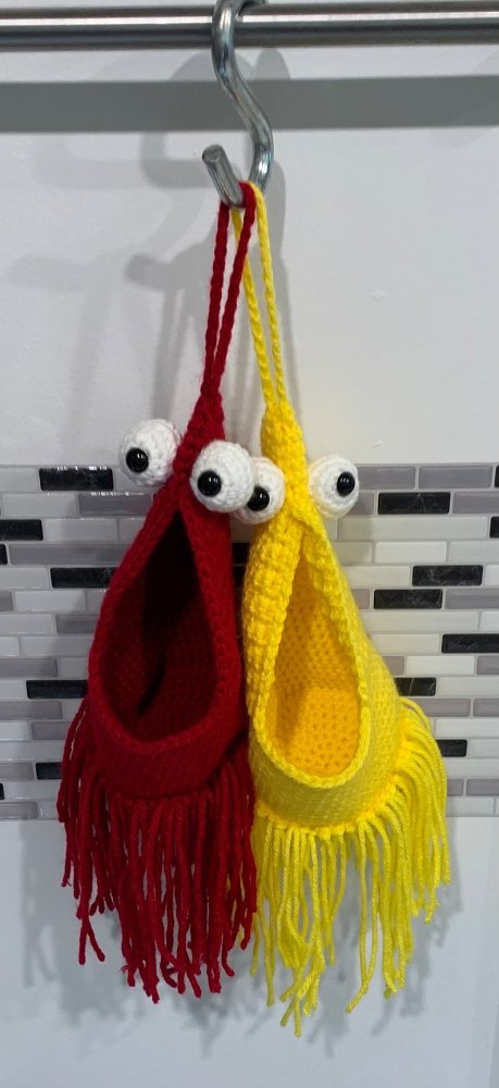 Crochet Alien Plant Hanger