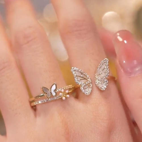 Graceful Flutter Double Rings