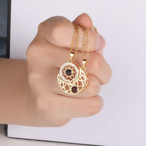 Love You to the Moon and Back' Necklace