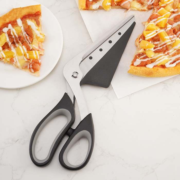 Multifunctional Pizza Cutter