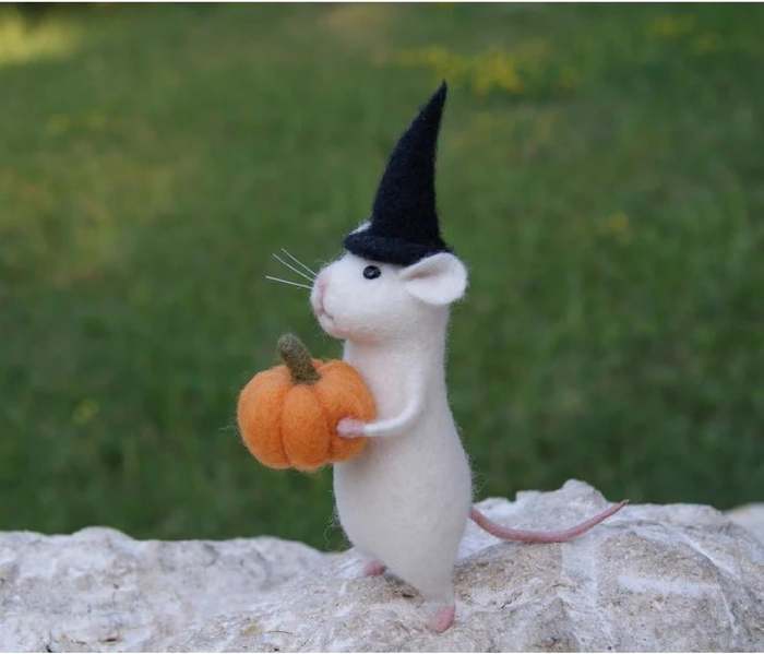 LAST DAY -50% OFFHandmade Halloween Mouse With A Pumpkin