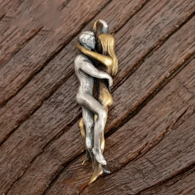 Last Day Promotion-49%OFF - Embrace Eternity Pendant Necklace