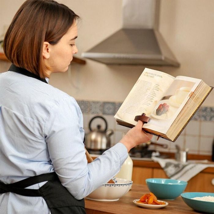 Reading Page Holder