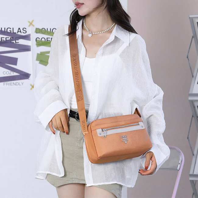 Simple Fashionable Nylon Shoulder Bag