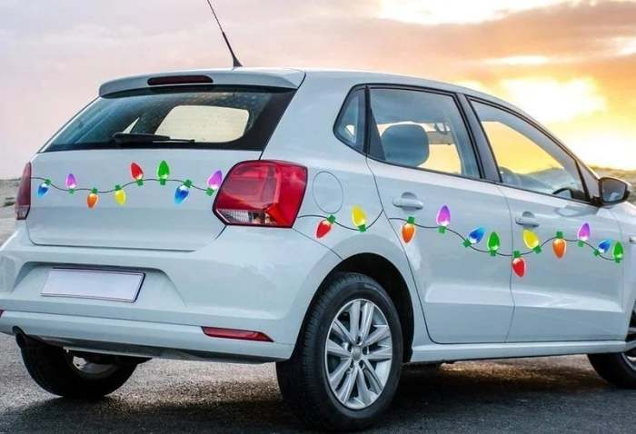 Christmas Sale 49% Off-Reflective Light Bulb Magnet Decorations