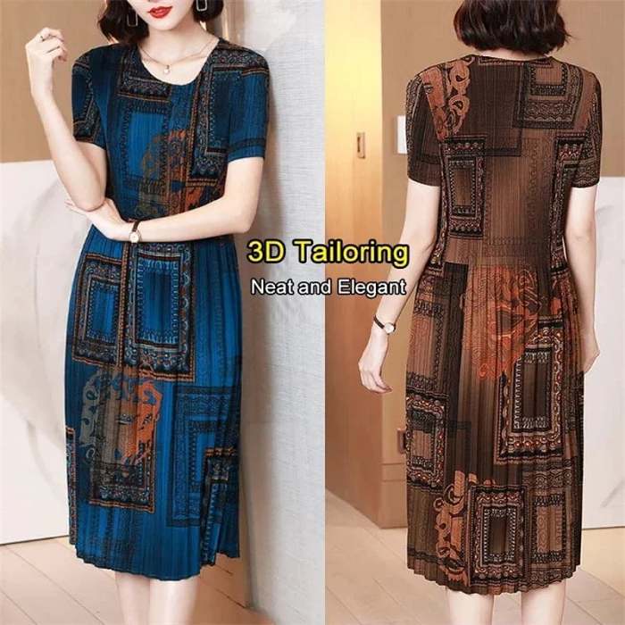 New Fashionable Pleated Dress