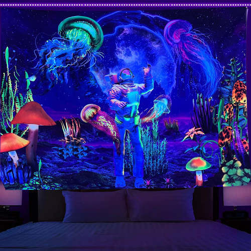 UV Light Emitting Neon Hanging Cloth