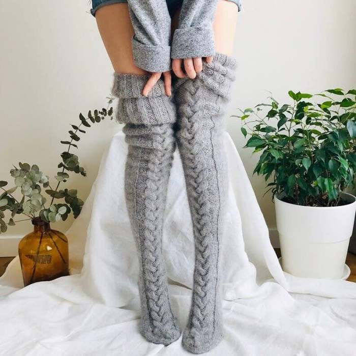 Christmas Hot Sale - Women's knitted warm leg socks