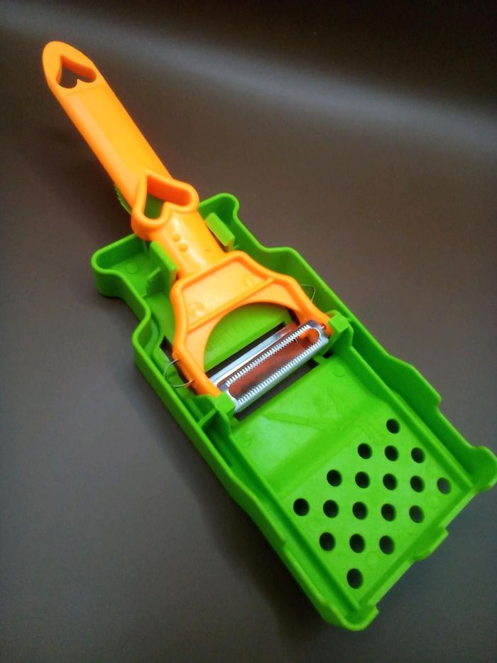 Multifunctional Single Blade Peeler