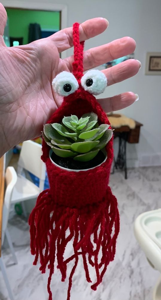 Crochet Alien Plant Hanger