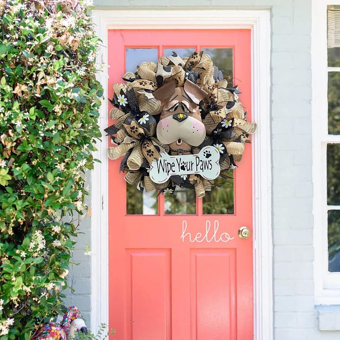 ON SALEAdorable Dog theme wreath -
