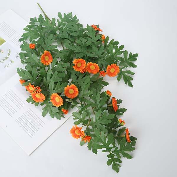 Artificial Daisy Wall Hanging