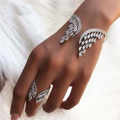 49% OFFAngel Wings Bracelet / Ring