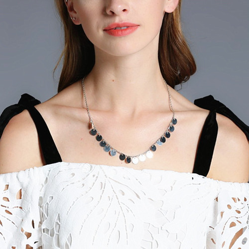 Shiny Discs Silver Necklace