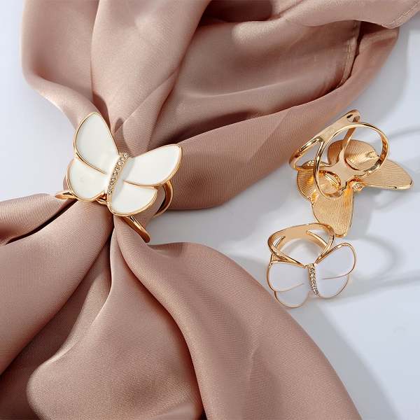 Women's Elegant Pearl Floral Scarf Ring Clip