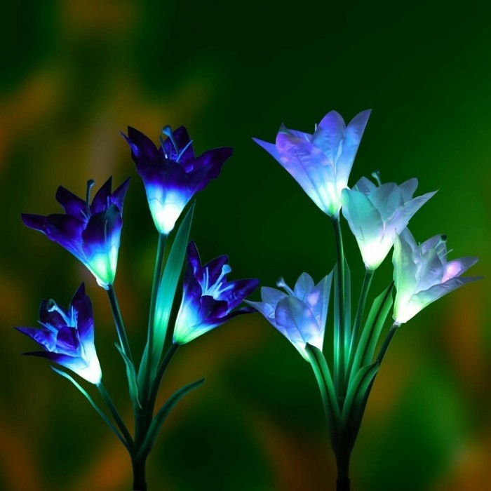 Artificial Lily Solar Garden Stake Lights(1 Pack of 4 Lilies)