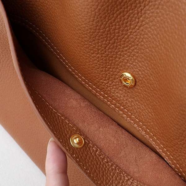 Solid color simple genuine leather shoulder bag