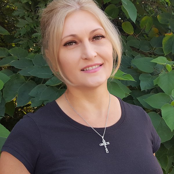 50% OFFAmazing Grace Cross NecklaceBUY MORE SAVE MORE