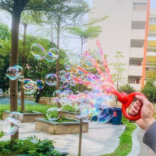 SUMMER HOT SALE- 49% OFF2024 New 32 Hole Smiling Face Bubble Wand
