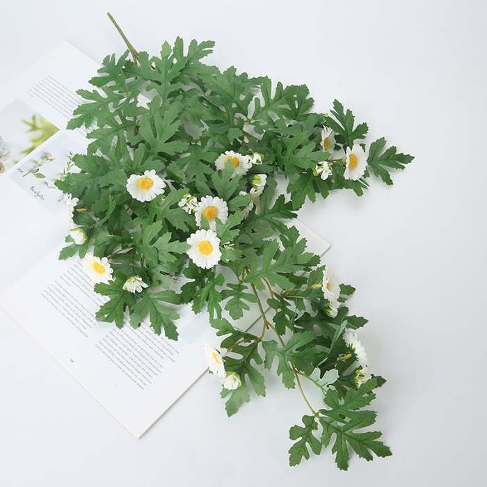 Artificial Daisy Wall Hanging
