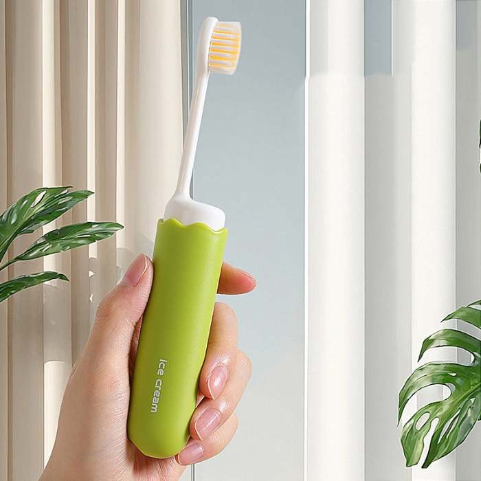 Detachable Travel Toothbrush