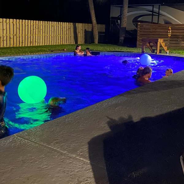 Children's Day Promotion - 49% offLED Light 16 Colors Luminous Beach Ball