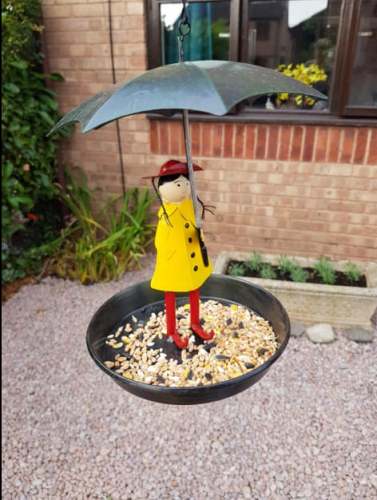 Bird Feeder Metal Hanging Chain Girl and Umbrella Bird Feeder for Wild Birds