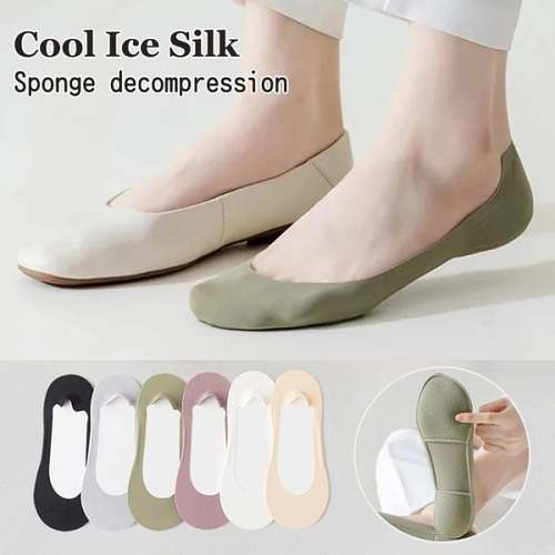 Last day sale 49% offNon-slip Invisible Ice Silk Socks(The discount will take effect at payment)