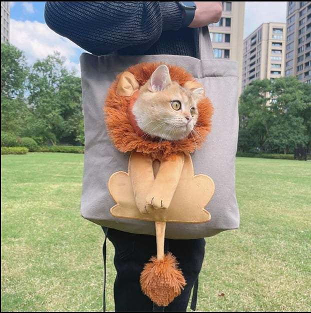 Lion-Shaped Pet Canvas Shoulder Bag