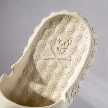 SKULL DESIGN SINGLE BAND SLIDES