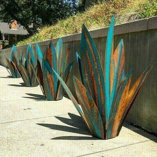 Waterproof Solar Garden LED Agave Lamp