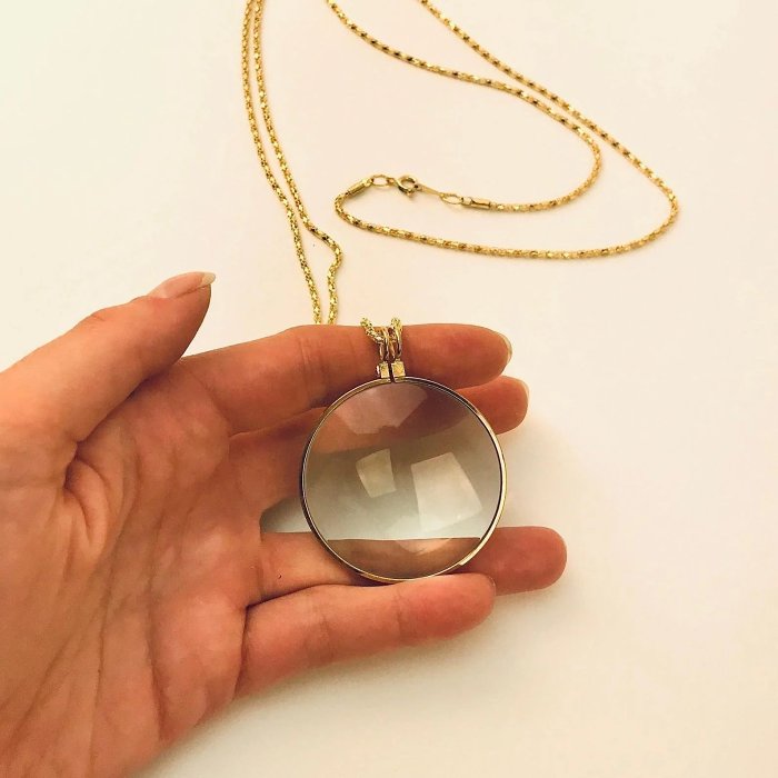 -Magnifying Glass Necklace gift