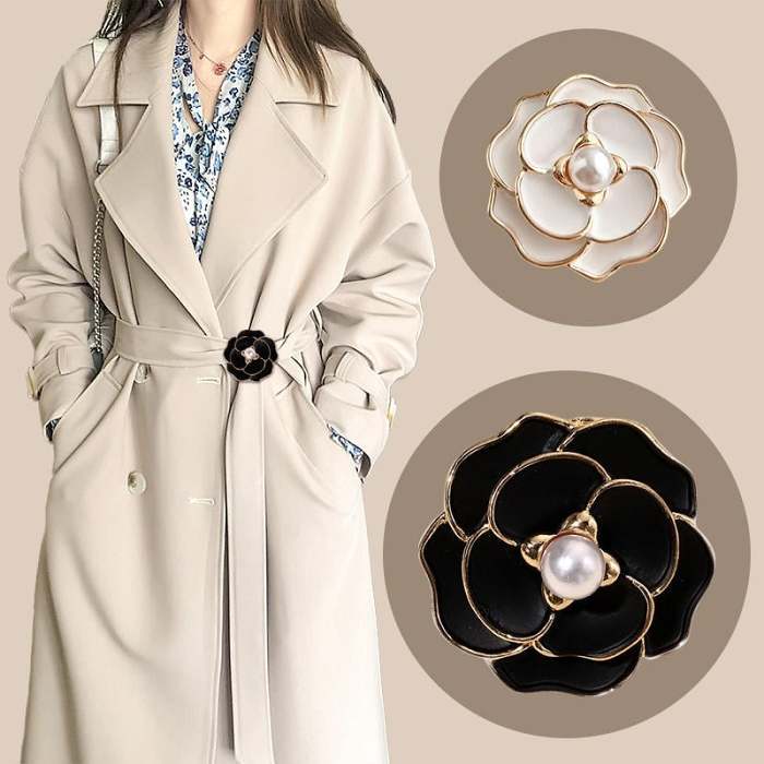 Women's Elegant Pearl Floral Scarf Ring Clip